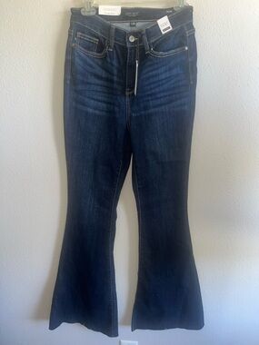Dark Blue High Waist Flared Women’s Jeans NWT